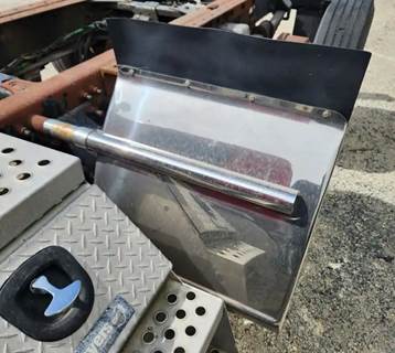 Freightliner Columbia 112 Quarter Fender