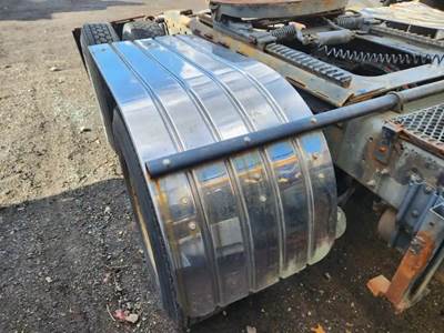 Freightliner FLC Quarter Fender