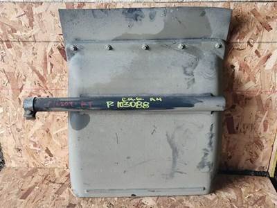 International 8600 Quarter Fender