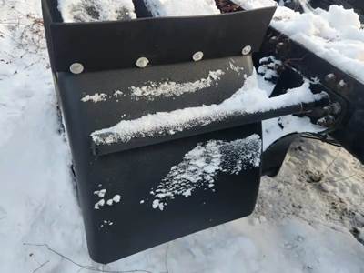 Kenworth T680 Quarter Fender