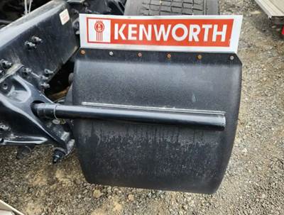 Kenworth T680 Quarter Fender