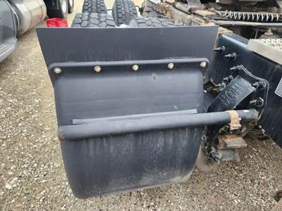 Peterbilt 567 Quarter Fender