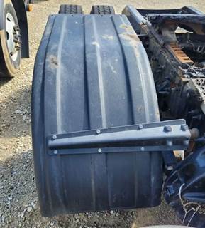Peterbilt 567 Quarter Fender