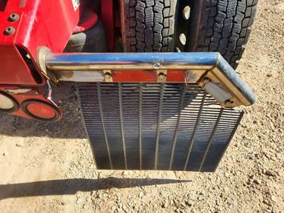 Peterbilt 579 Quarter Fender