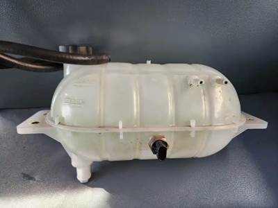 Blue Bird BB Conventional Radiator Overflow Bottle / Surge Tank