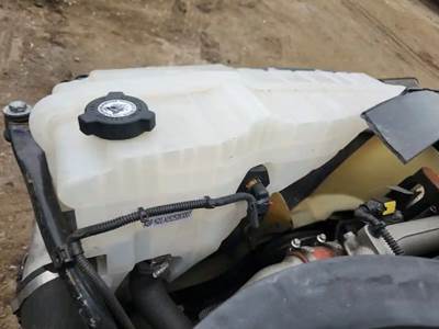 Freightliner Cascadia 113 Radiator Overflow Bottle / Surge Tank