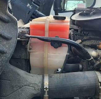 Freightliner Cascadia 113 Radiator Overflow Bottle / Surge Tank