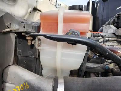 Freightliner Cascadia 125 Radiator Overflow Bottle / Surge Tank