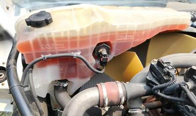 Freightliner Cascadia 125 Radiator Overflow Bottle / Surge Tank