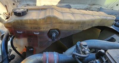 Freightliner Cascadia 125 Radiator Overflow Bottle / Surge Tank