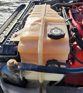 Freightliner Cascadia 125 Radiator Overflow Bottle / Surge Tank