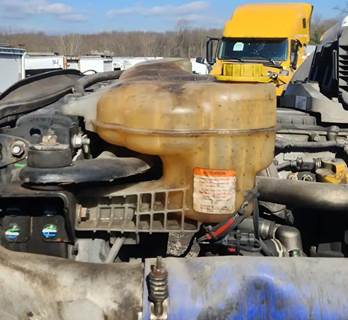 Freightliner Cascadia 126 Radiator Overflow Bottle / Surge Tank