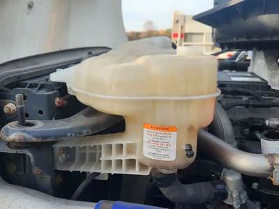 Freightliner Cascadia 126 Radiator Overflow Bottle / Surge Tank
