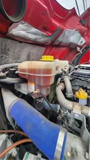 Freightliner Cascadia 126 Radiator Overflow Bottle / Surge Tank