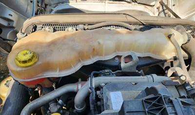 Freightliner Cascadia 126 Radiator Overflow Bottle / Surge Tank
