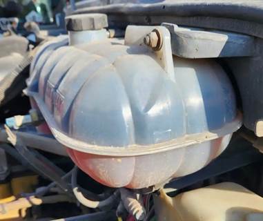 Freightliner Columbia 120 Radiator Overflow Bottle / Surge Tank