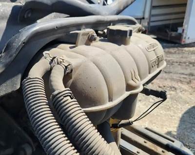 Freightliner Columbia 120 Radiator Overflow Bottle / Surge Tank