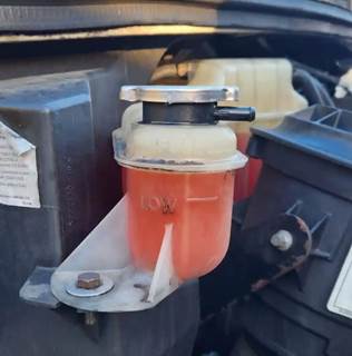 Freightliner M2 106 Radiator Overflow Bottle / Surge Tank