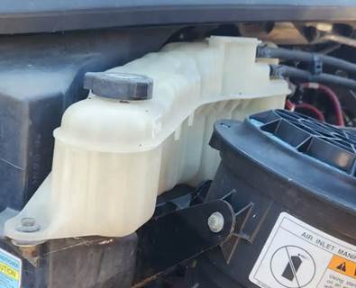 Freightliner M2 106 Radiator Overflow Bottle / Surge Tank