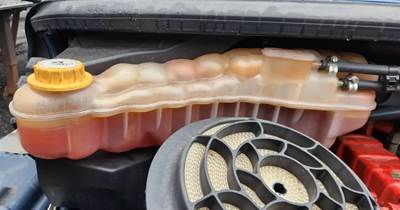 Freightliner M2 106 Radiator Overflow Bottle / Surge Tank