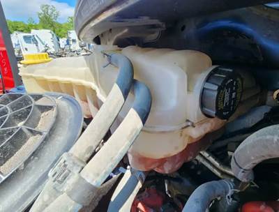 Freightliner M2 106 Radiator Overflow Bottle / Surge Tank