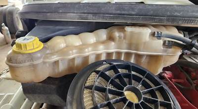 Freightliner M2 106 Radiator Overflow Bottle / Surge Tank