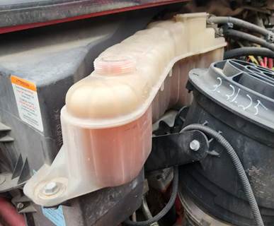 Freightliner M2 106 Radiator Overflow Bottle / Surge Tank