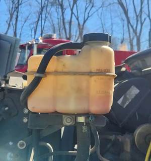 GMC C7500 Radiator Overflow Bottle / Surge Tank