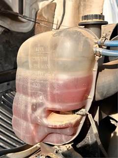 International 4300 Radiator Overflow Bottle / Surge Tank