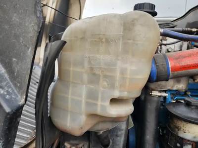 International 4400 Radiator Overflow Bottle / Surge Tank
