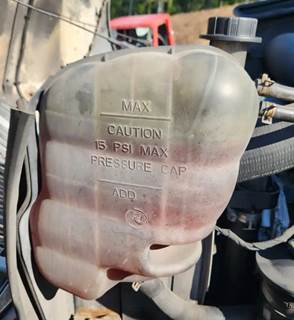 International 4400 Radiator Overflow Bottle / Surge Tank