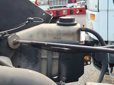 International 4900 Radiator Overflow Bottle / Surge Tank