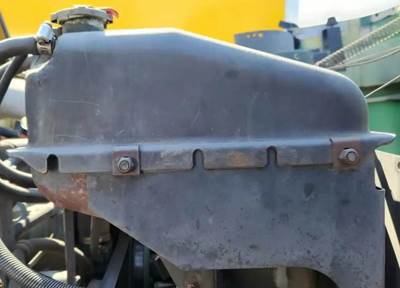 International 4900 Radiator Overflow Bottle / Surge Tank