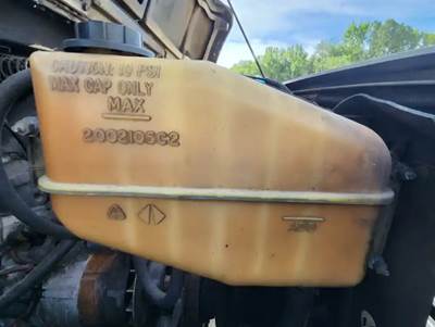 International 4900 Radiator Overflow Bottle / Surge Tank