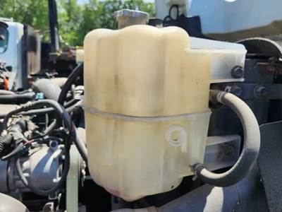 International 7500 Radiator Overflow Bottle / Surge Tank