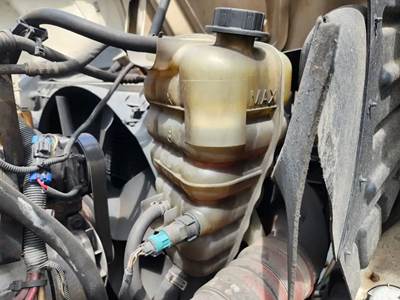 International 8600 Radiator Overflow Bottle / Surge Tank