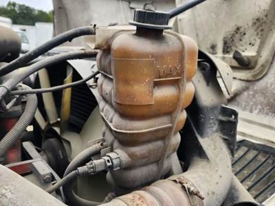 International 8600 Radiator Overflow Bottle / Surge Tank
