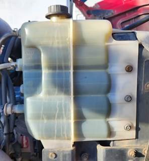 International 9200i Radiator Overflow Bottle / Surge Tank