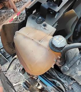 International DuraStar 4300 Radiator Overflow Bottle / Surge Tank