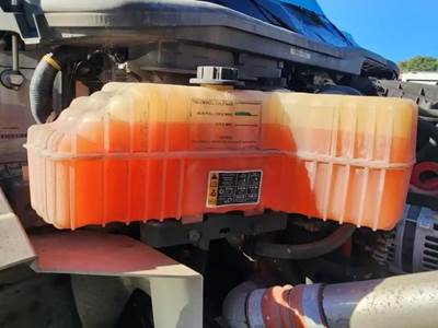 International MV607 Radiator Overflow Bottle / Surge Tank