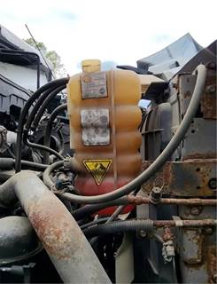 International WorkStar 7500 Radiator Overflow Bottle / Surge Tank