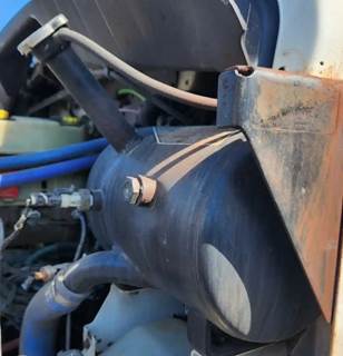 Kenworth T270 Radiator Overflow Bottle / Surge Tank