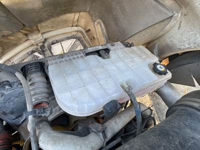 Kenworth T660 Radiator Overflow Bottle / Surge Tank