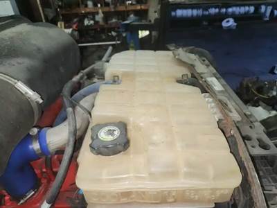 Kenworth T660 Radiator Overflow Bottle / Surge Tank