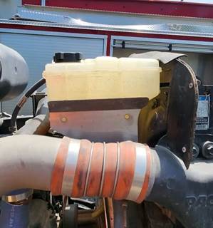 Kenworth T660 Radiator Overflow Bottle / Surge Tank
