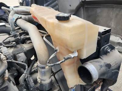 Kenworth T680 Radiator Overflow Bottle / Surge Tank