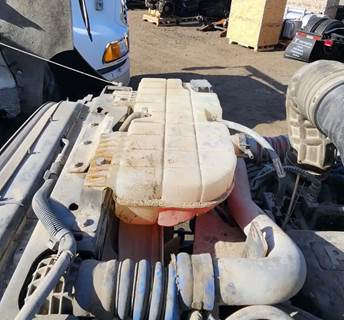 Kenworth T800 Radiator Overflow Bottle / Surge Tank