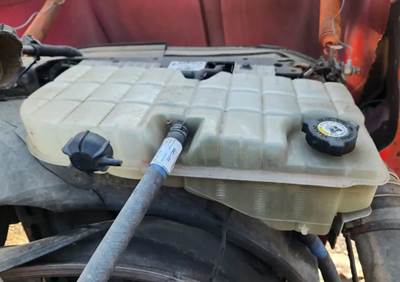 Kenworth W900 Radiator Overflow Bottle / Surge Tank