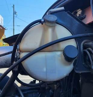 Mack Granite CV712 Radiator Overflow Bottle / Surge Tank for a 2004 Mack CV712 Granite