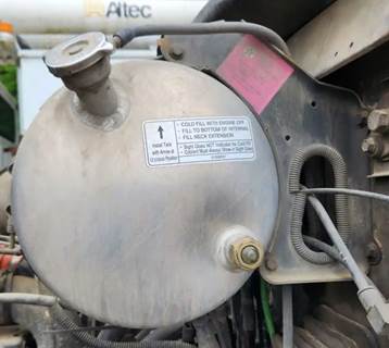 Mack Granite CV713 Radiator Overflow Bottle / Surge Tank for a 2006 Mack CV713 Granite